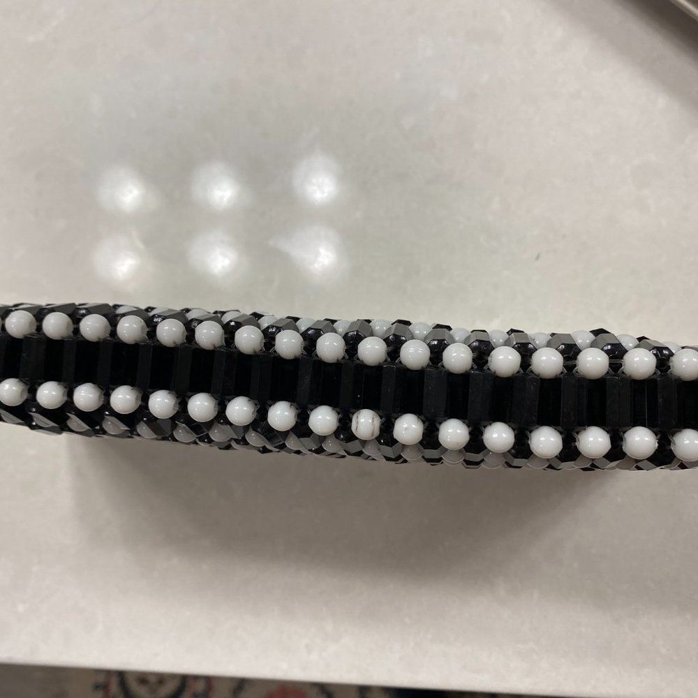 Vintage BAGTONE Black & White Beaded Clutch Bag 🖤 Mod 60s/70s Y2K Vibes - Picture 11 of 15
